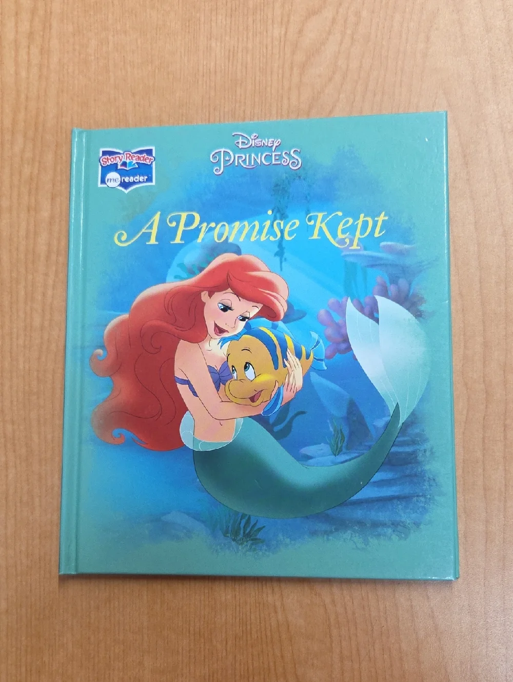 Disney Princess: Me Reader 7-Book Library and Electronic Reader Sound‎ Book Set.